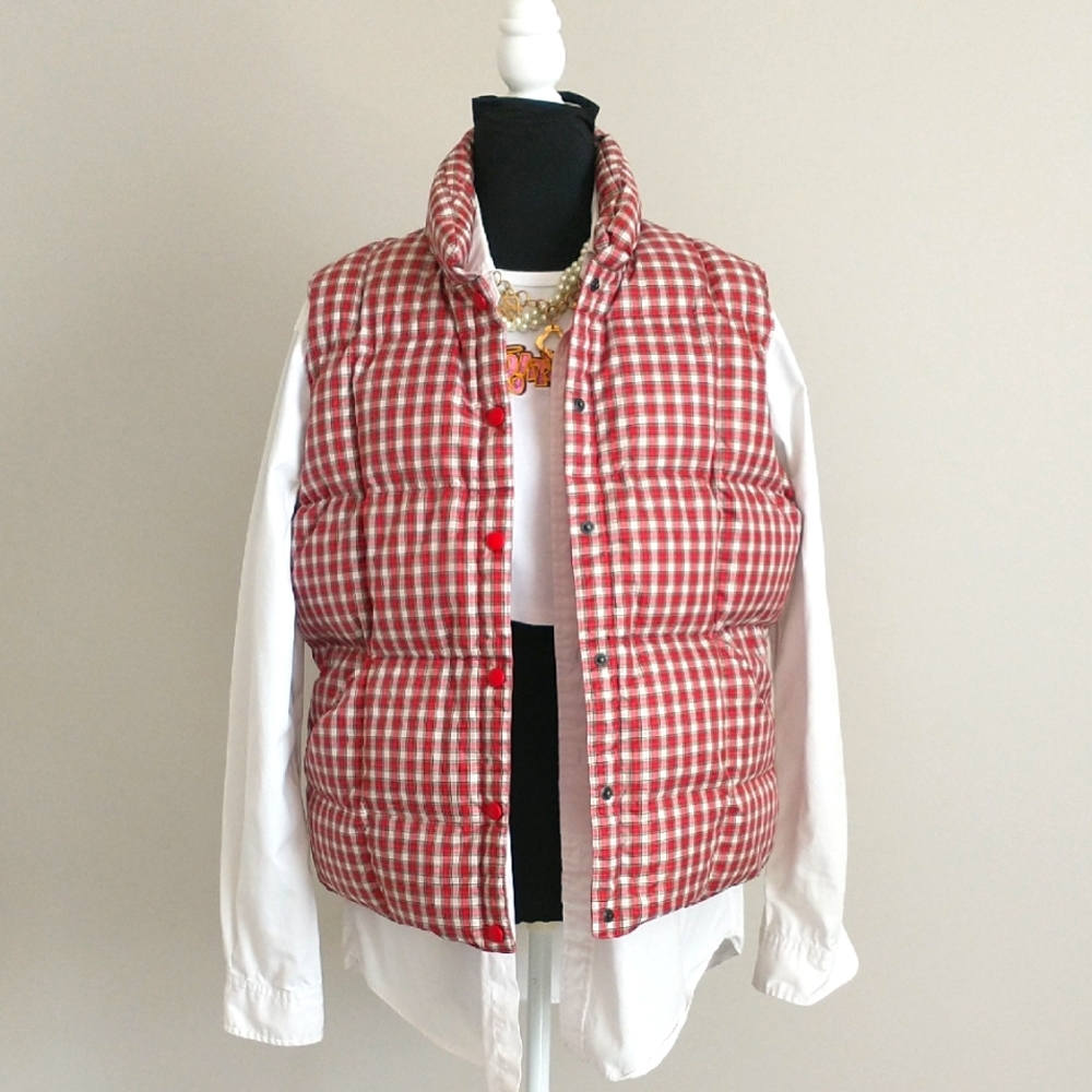 NWOT LANDS' END Red and White Checkered Puffer Vest. Size/ L - Picture 7 of 12